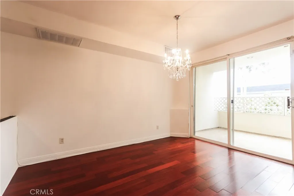 1020 Hilldale Avenue, West Hollywood, California 90069 home-pic-6